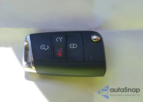 2021 Volkswagen Tiguan 2.0T Se/2.0T Se R-Line Black/2.0T Sel z USA, uszkodzony, nr VIN 3VV3B7AX6MM131840